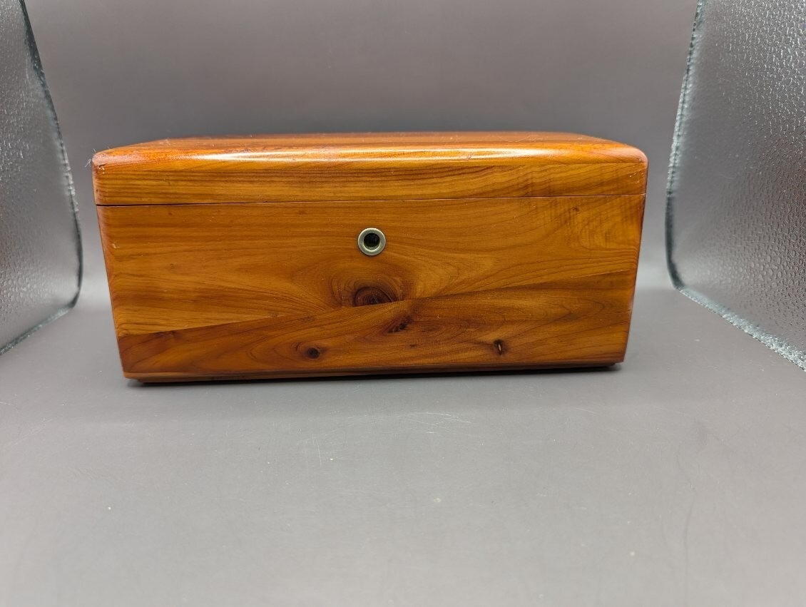 Picture 1 of 12