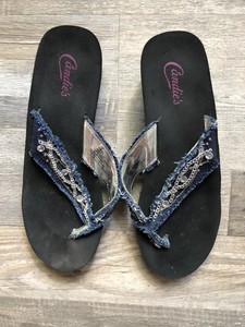candies flip flops