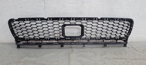 VW GOLF MK7 GTD GTI 2013 2014 2015 2016 BUMPER LOWER MIDDLE GRILL P/N 5G0853677D - Picture 1 of 12