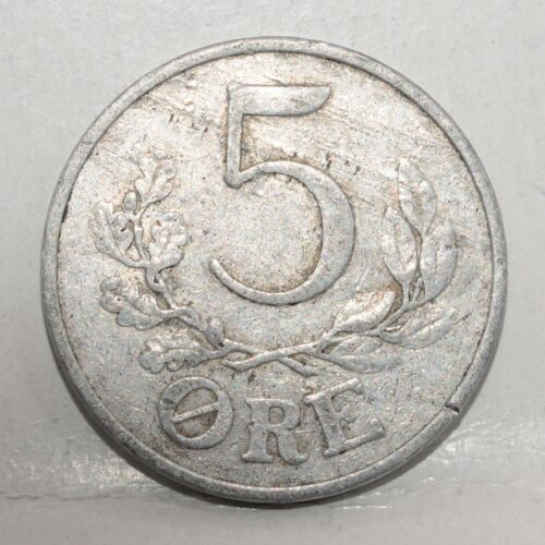 1941 Denmark 5 Ore World Coin - Mintage 16,984,000 - KM# 834 - Picture 2 of 2
