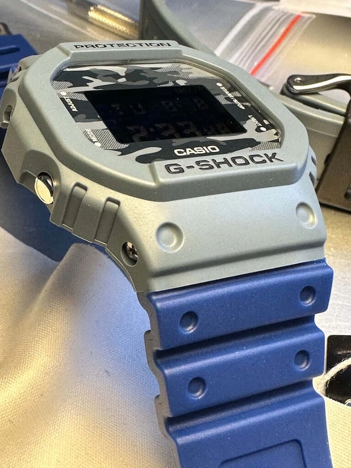 Orologio Casio GShock 5600 The Ocean Blue - Imagen 2 de 4