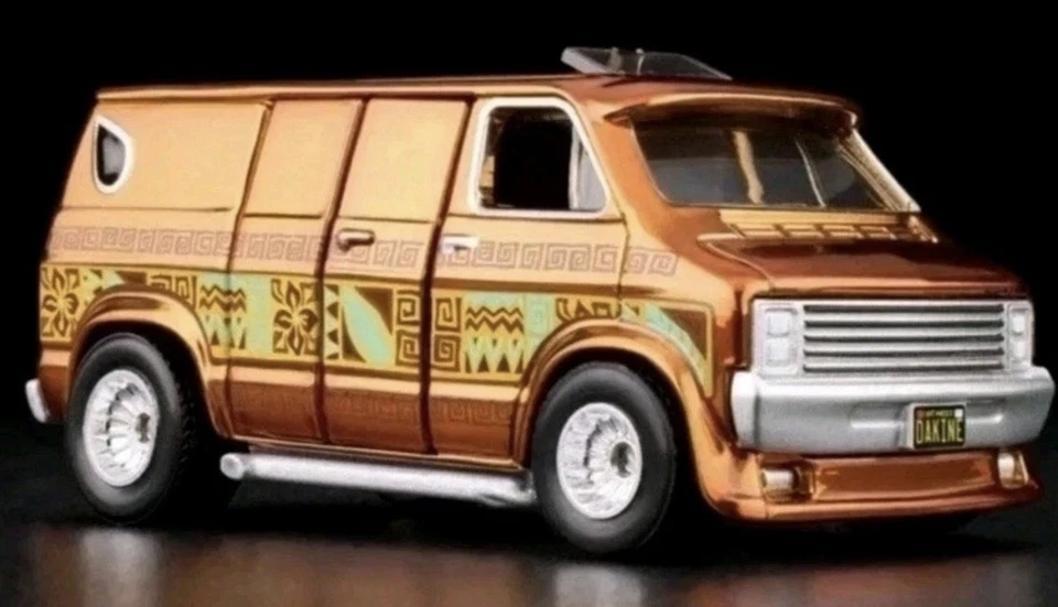 Dodge Tradesman Van JCP23-9893 EN MANO Hot Wheels Collectors RLC Exclusiva Años 70 Foto 3 de 4