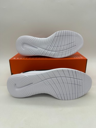 Nike Flex Experience Run 12 Men's Size 10.5 Black Athletic Shoes DV0740 004 - Picture 3 of 6