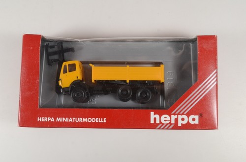 Camión de volteo Herpa HO Mercedes Benz SK '94 construcción - 143189 | Zustand: New