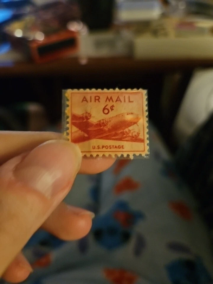 Sello vintage de 6 centavos de correo aéreo. Foto 2 de 4