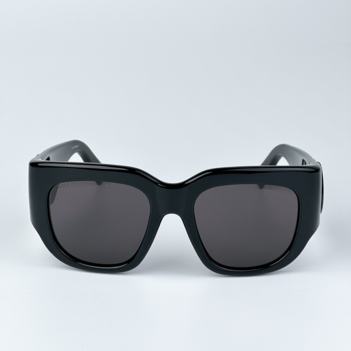 Gucci Women AUTHENTIC Sunglasses Black Grey Square GG1545S  display picture 3
