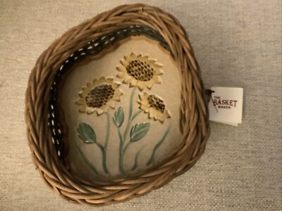WOVEN BASKET WITH Floral TILE BOTTOM BASE HANDMADE UNIQUE Pretty!