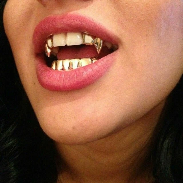 Gold fang grillz deals