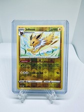 Pokémon TCG - Jolteon - 047/185  Vivid Voltage - 2020 Reverse Holo Rare - MINT