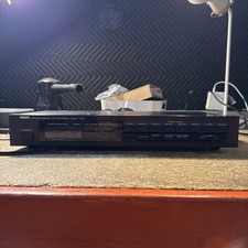 Yamaha T-30 Natural Sound AM/FM Stereo Tuner  READ 