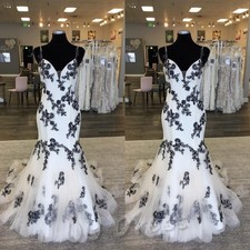 Mermaid Wedding Dress Spaghetti Straps V-Neck Sweep Train Gothic Bridal Gowns