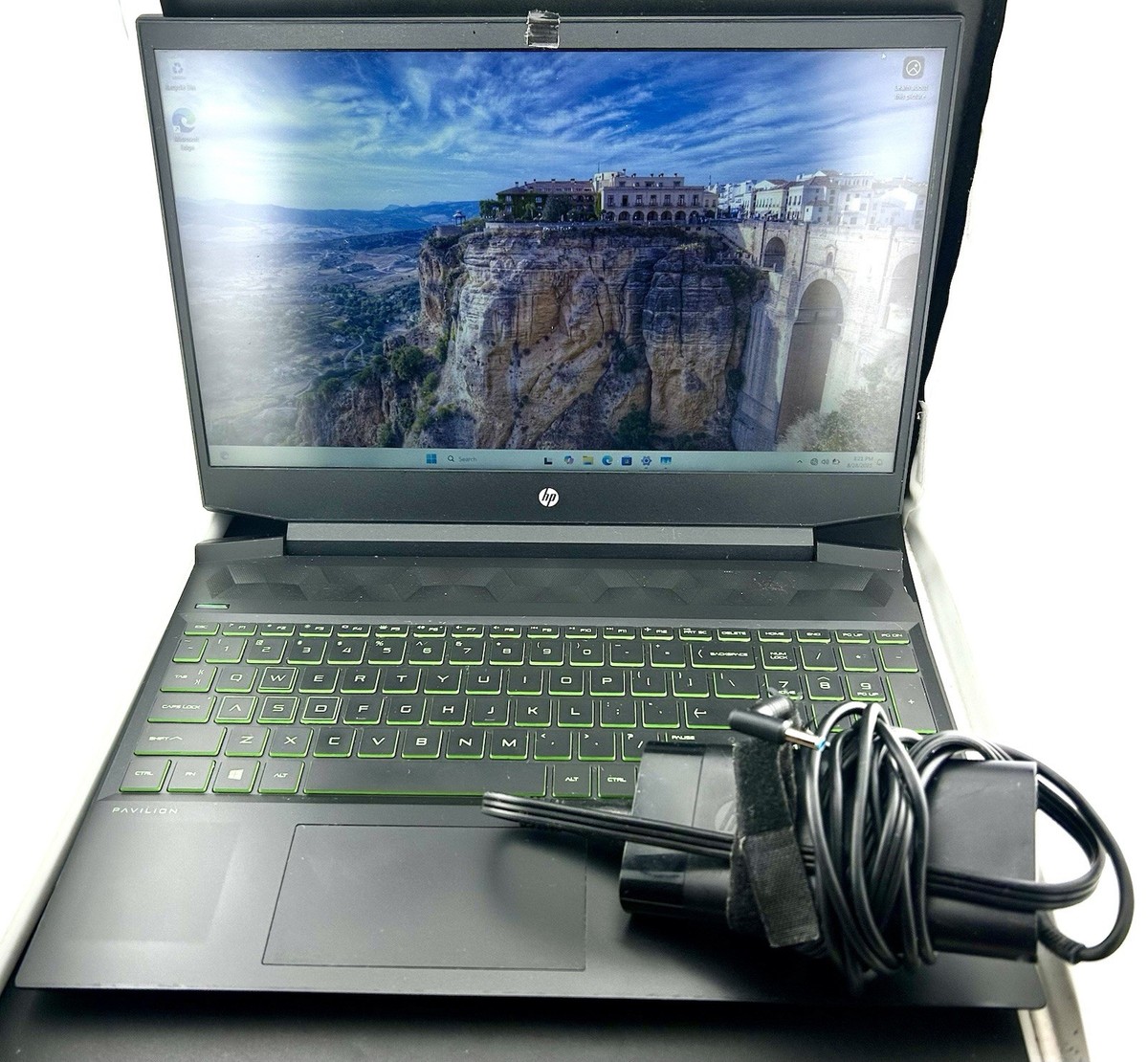 HP Pavilion Gaming Laptop 15 ec0xxx AMD Ryzen 3550H Radeon Vega