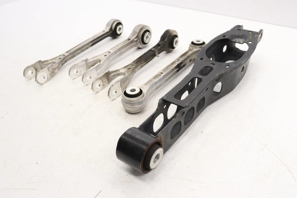 Jeep Wagoneer 2022 conjunto de suspensión trasera Rh juego de 5 68400707ab 68400711ae Foto 3 de 4