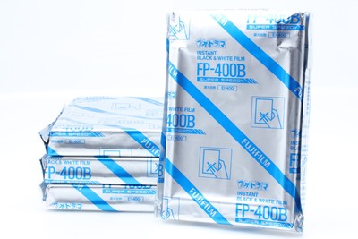 [Brand New] Fuji FujiFilm FP-400B Instant B&W FILM 2011-03 From JAPAN