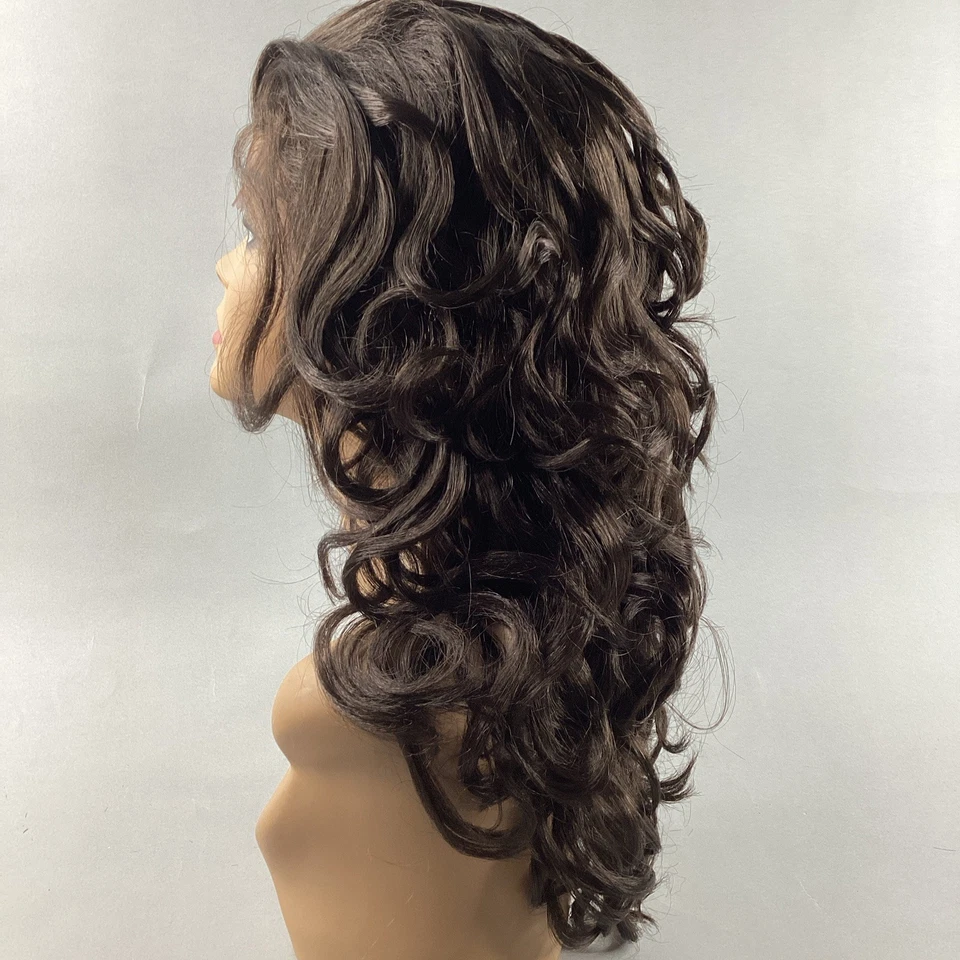 It’s a Wig Encaje Brillante Ondulado #4 Marrón Oscuro Encaje Frontal Premium Peluca Sintética Foto 4 de 4