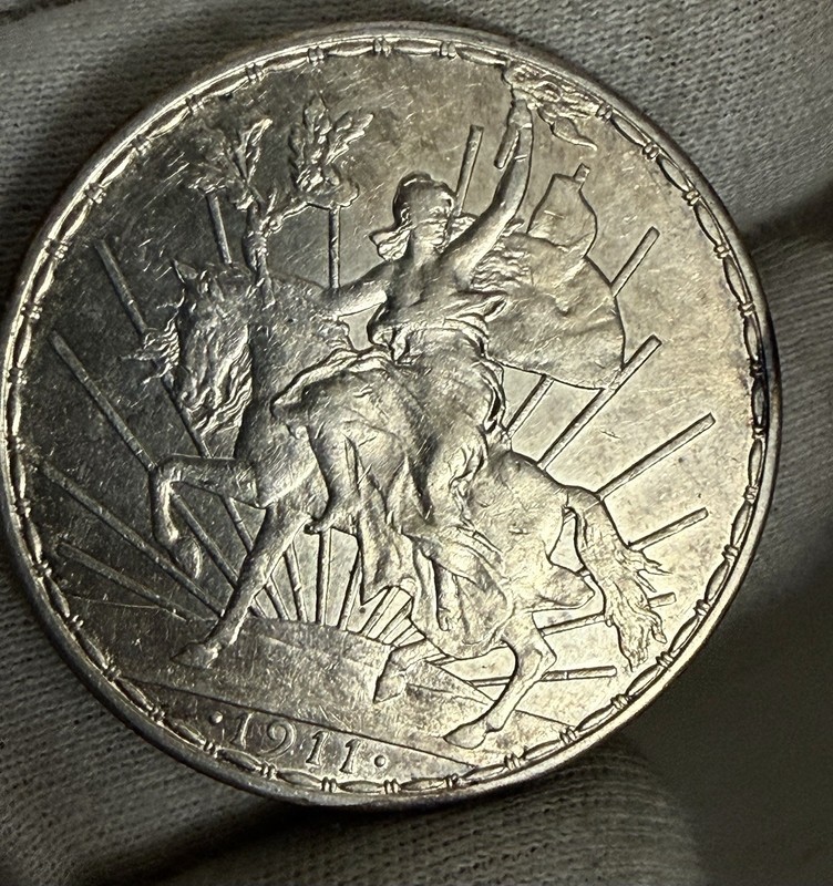 1911 SILVER MEXICO UN PESO CABALLITO MEXICO CITY MINT COIN LONG RAY VARIETY