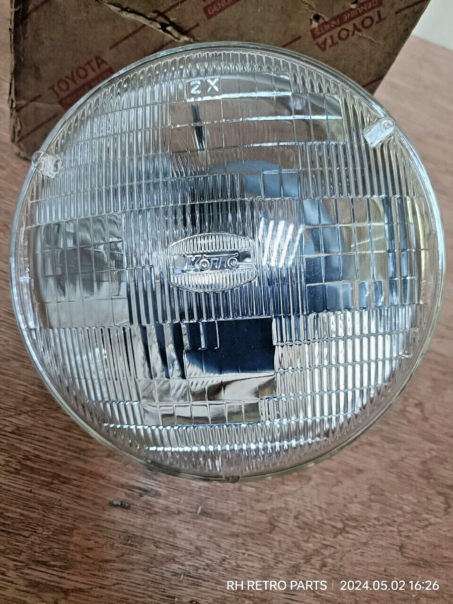 TOYOTA トヨタ HEADLAMP ASSY CRESSIDA RX30 MX32 RX35 MX36 MX41 RX41