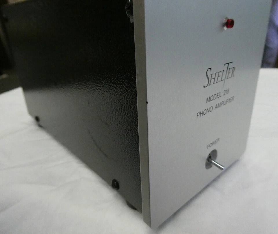 Amplificador ecualizador de fono SHELTER MODEL216 usando FET de Japón Foto 2 de 4