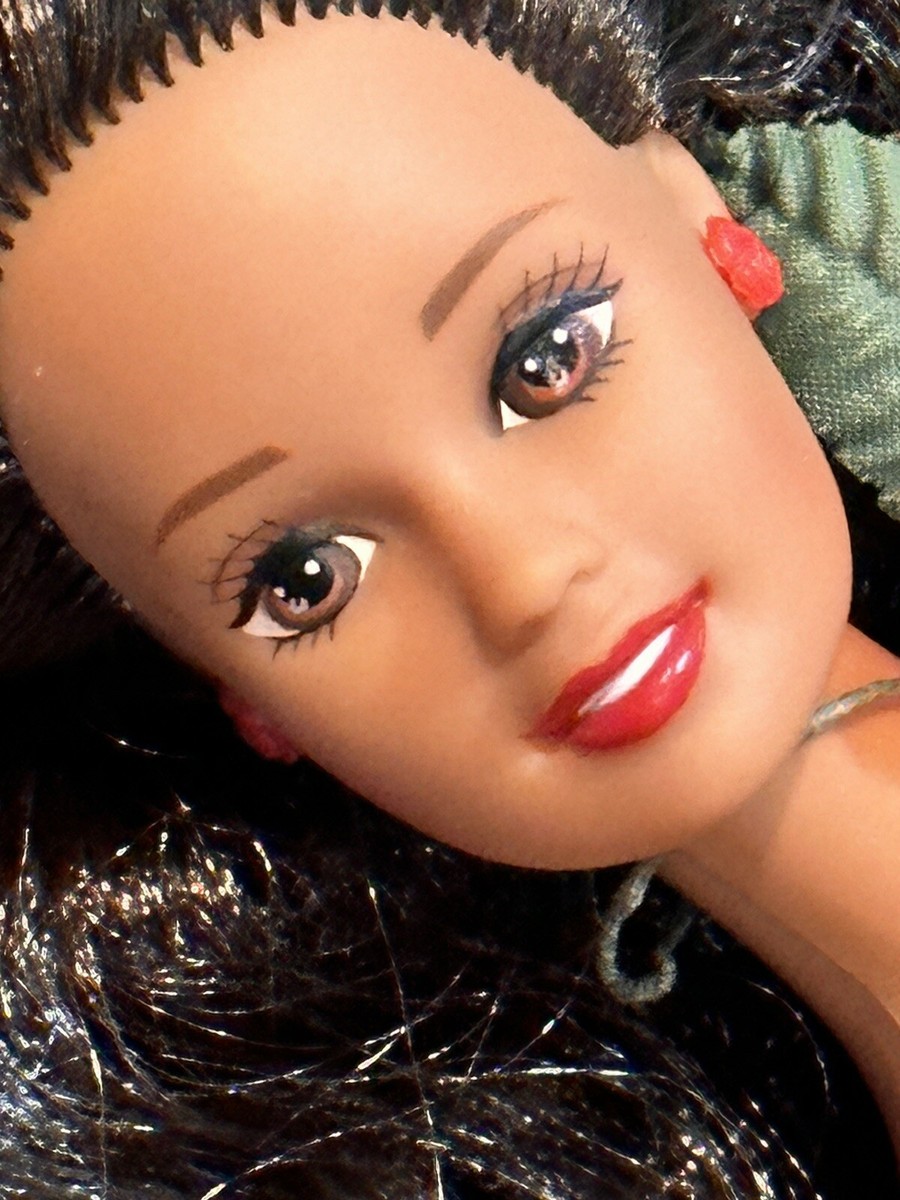 Vintage Barbie friend Teresa w long Dark Brown hair & Red Rose