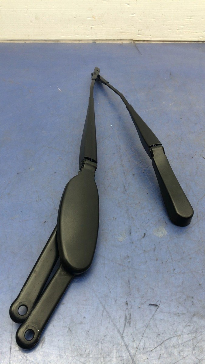2021 - 2022 MERCEDES GLB 250 OEM RIGHT & LEFT WINDSHEILD WIPER ARM  