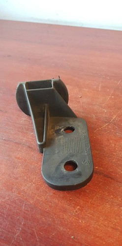 BMW e36 Ansaughalter Seitenwand kotflügel Stoßstange vorne rechts 8122578