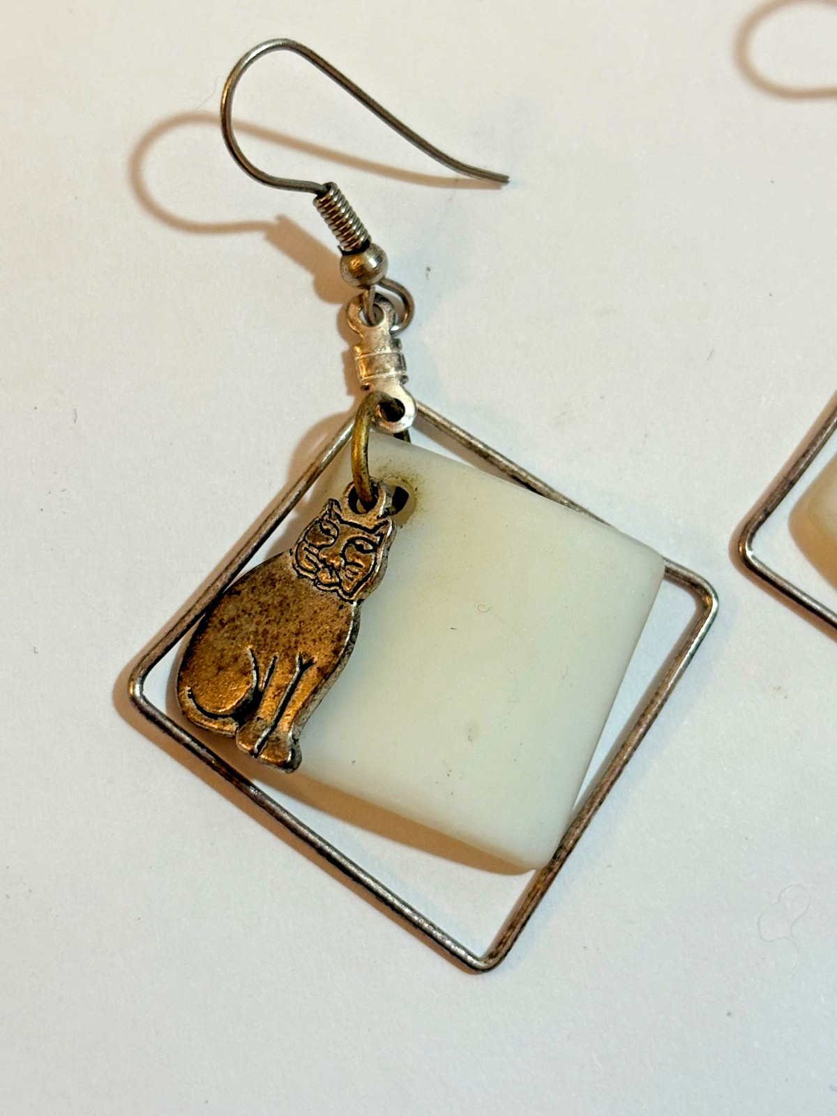 Unique Silver Tone Kitty Cat Square Polished Ston… - image 2