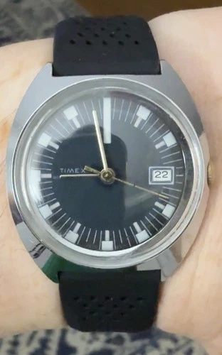 1971 Timex Marlin Calendar - Men’s - Cool Dial- Run/Winds Well