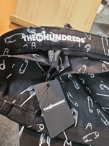 The Hundreds Designer Pins Black Denim Jeans Mens 32x32 Bomb Embroidered NEW - Picture 9 of 9