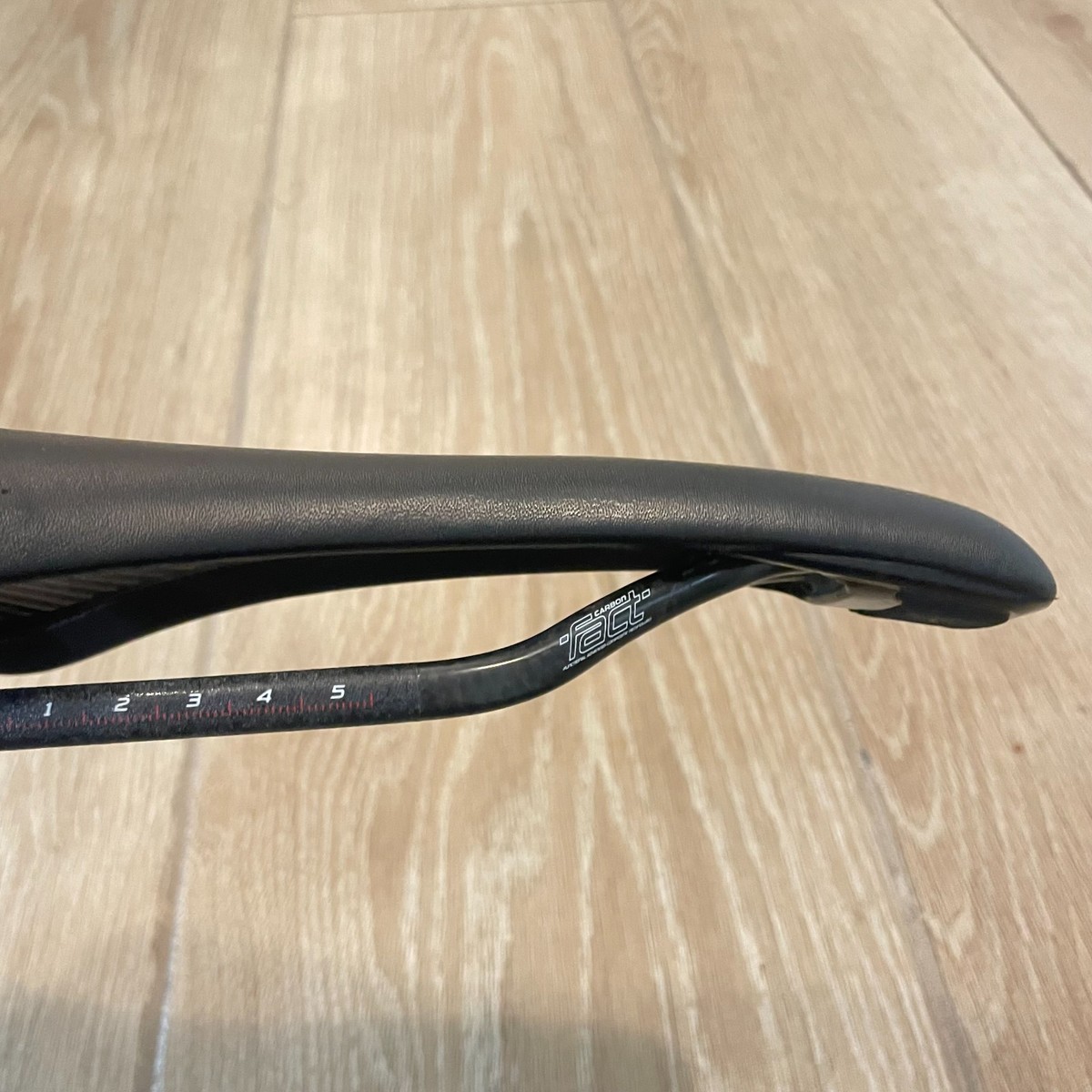Specialized Phenom Expert Carbon Saddle 143 mm Race Road Fact | eBay