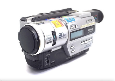 Sony PAL Handycam Digital 8 Video Camcorder  - Video Transfer (DCR-TR7000E)