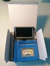 GARMIN NAVIGATORE MOD. NUVI 250W CON IMBALLO ORIGINALE E ACCESSORI completo