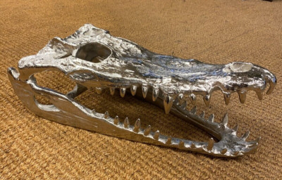 Silber Krokodil Schädel Gussmetall Figur Schädel Gothic Kuriosität Alligator poliert