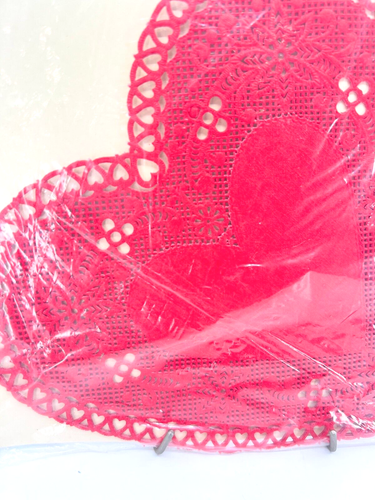 NEU Hallmark Vintage 8 Zoll rotes Herz französische Spitze Heim Party Decken, 12er-Pack - Bild 2 von 4
