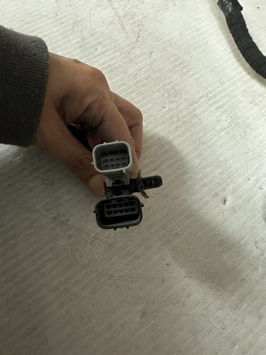 2019-2022 Lexus Toyota OEM Cruise Control Radar Sensor 88210-33120 W/Connector - Picture 5 of 6