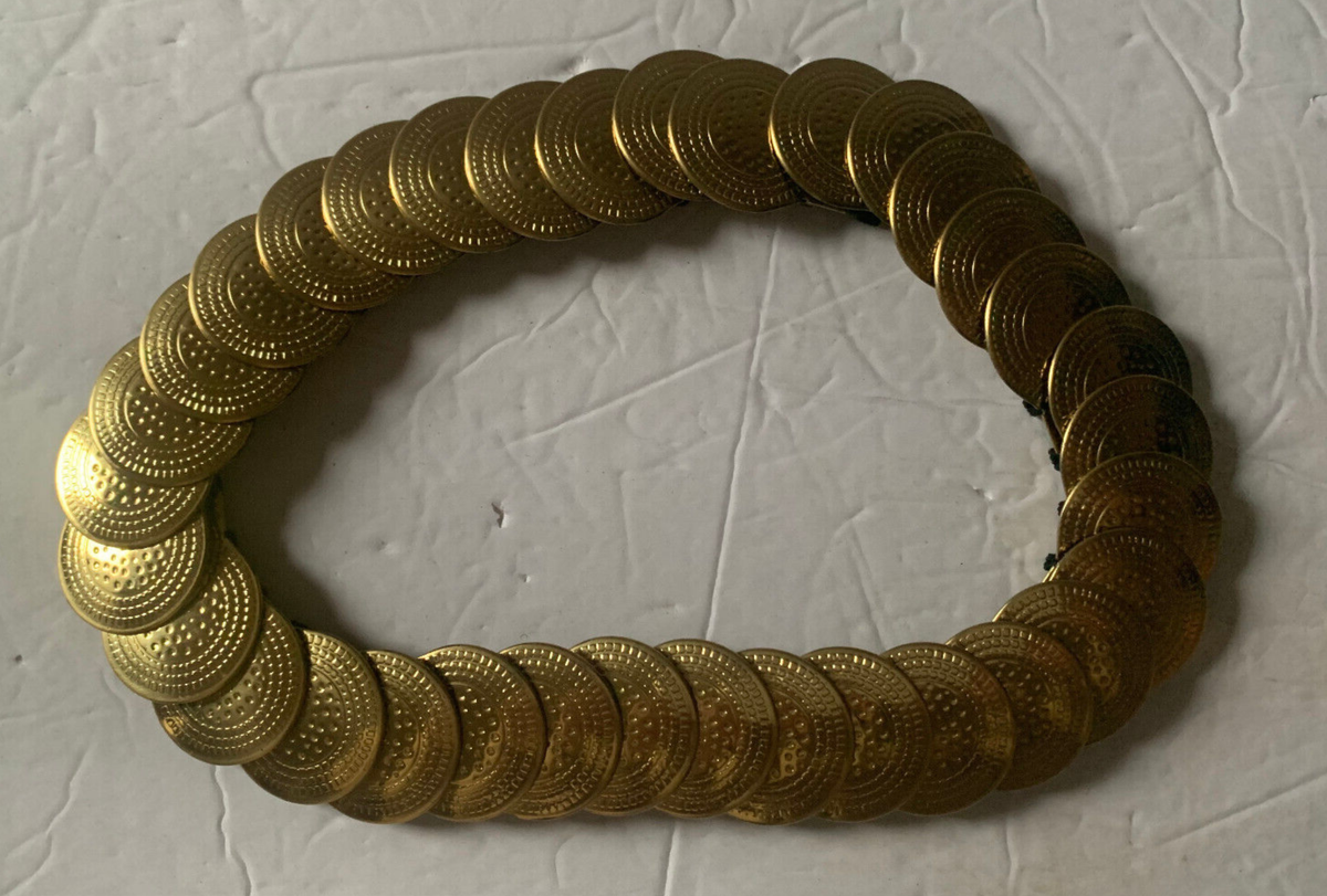 Vintage 1970s–1980s Gold-Tone Disc Link Belt Vintage Gold Tone Elastic Conch Disc Link Belt | eBay main image 3