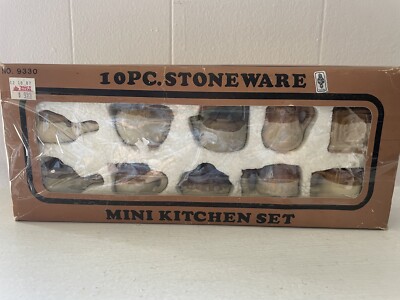 Vintage 10 pc Stoneware Mini Kitchen Set Summco Toys Original Box Pots and Pans