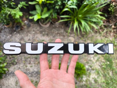 Suzuki Jimny Sierra Samurai SJ410 SJ413 Front Grille Emblem Badge