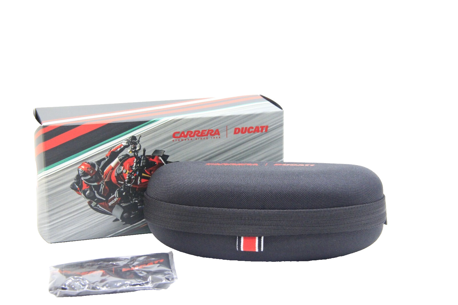 НОВЫЙ ЧЕРНЫЙ ФУТЛЯР ДЛЯ СОЛНЦЕЗАЩИТНЫХ ОЧКОВ CARRERA DUCATI С БОЛЬШОЙ ЗАСТЕЖКОЙ-МОЛНИЕЙ И КОРОБКОЙ 2990₽