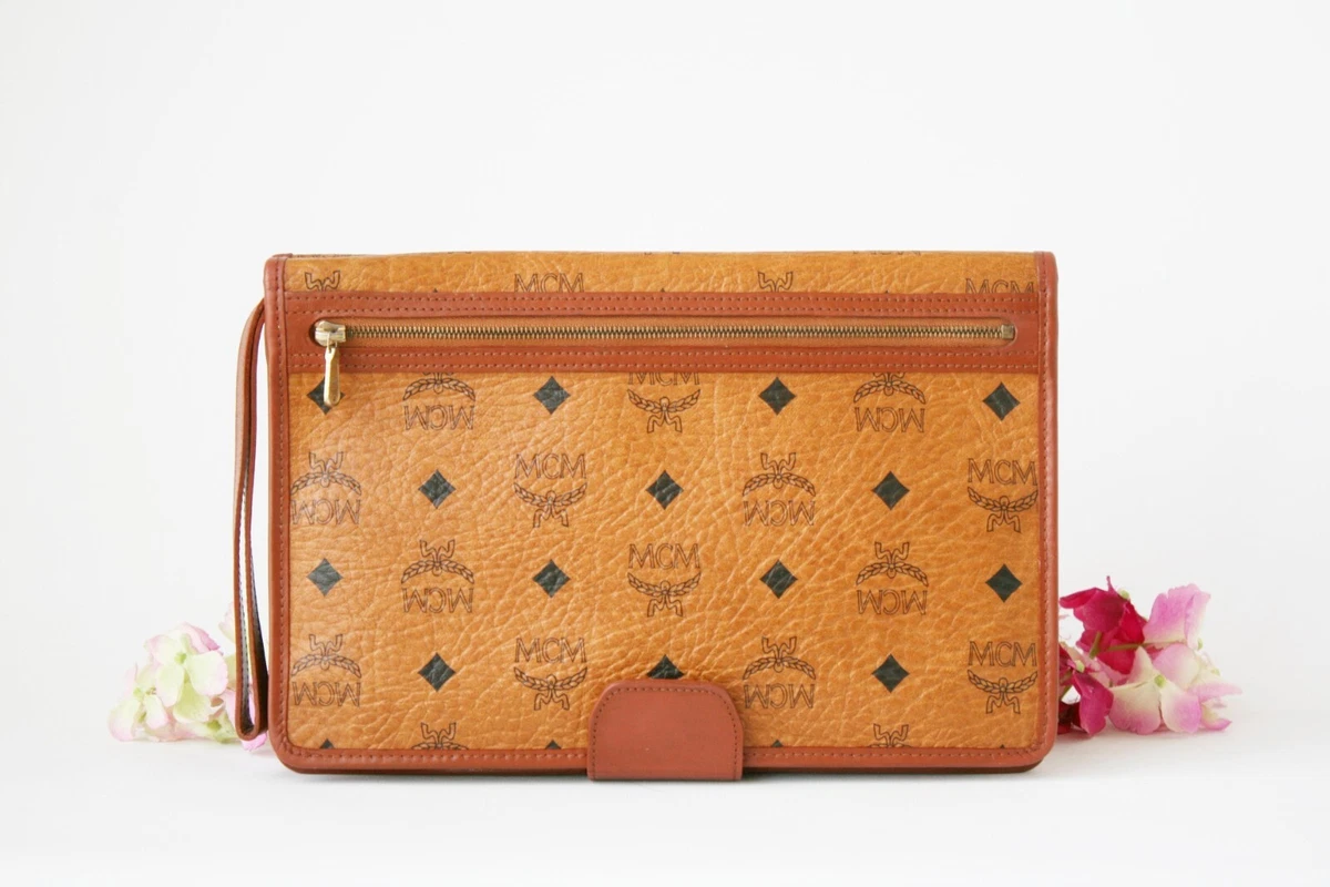 mcm clutch wallet