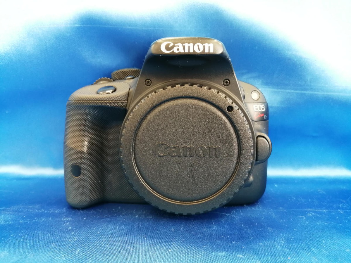 CANON EOS KISS X7 Double Zoom Kit Digital SLR 18 Million
