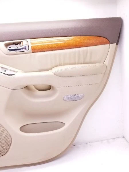 Lexus GX470 2006 montaje del panel de la puerta trasera del lado del pasajero  Foto 3 de 4