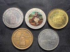 (5) Casino Gaming Tokens Featuring 