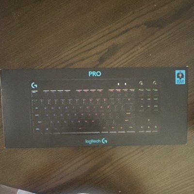 Logitech G PRO Gaming Keyboard GX Blue Clicky Wired USB RGB QWERTY 920-009388