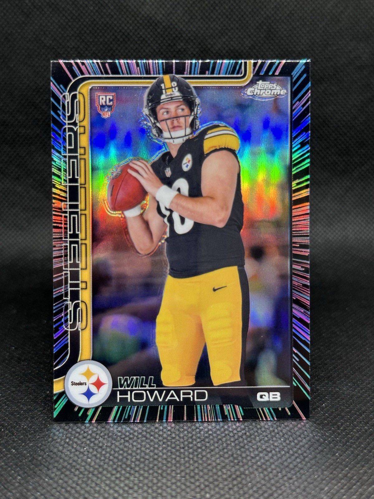 2025 TOPPS CHROME #321 WILL HOWARD NEON PULSE ROOKIE RC PITTSBURGH STEELERS