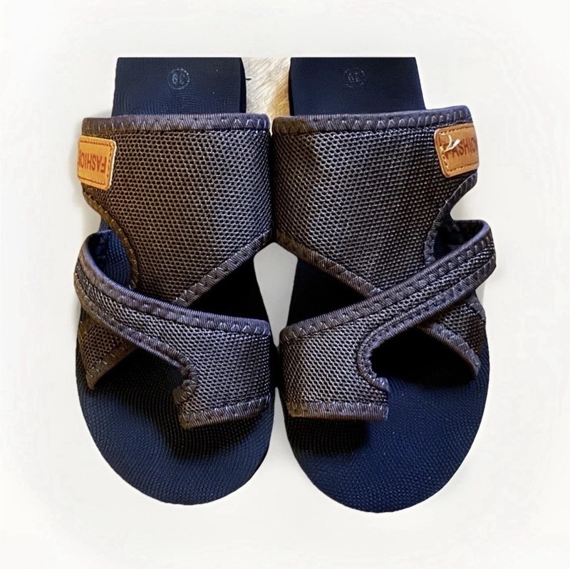 Fashion  Women’s Brown Slide Sandals Logo Accent Strappy Slip-On US 7.5 M