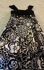 Sequin Hearts Girls sz 10 Black  White Pleated Satin Dress