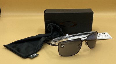 oakley 004124