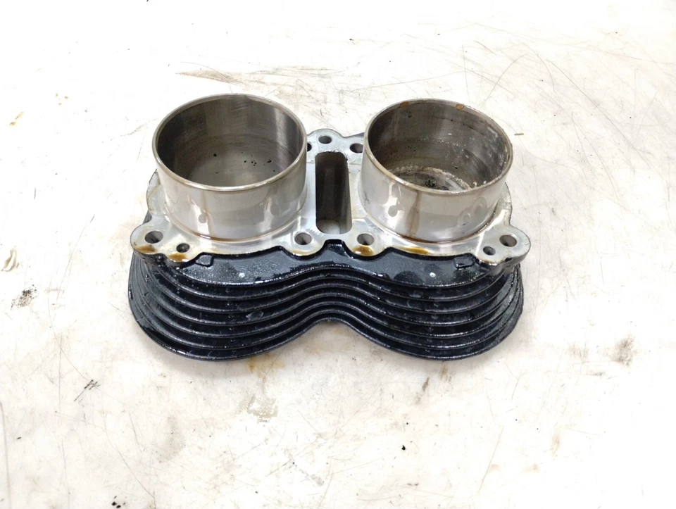 2010 Triumph Bonneville America T100 Engine Motor Cylinder Jug Barrel - Image 3 of 4