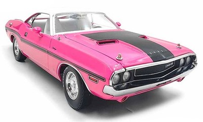 GREENLIGHT - 1970 Dodge Challenger R/T Hardtop 440, pink mit weißer Innenauss...