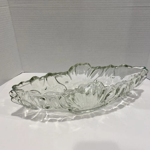 Vintage 1950s Jeanette clear glass oblong bowl